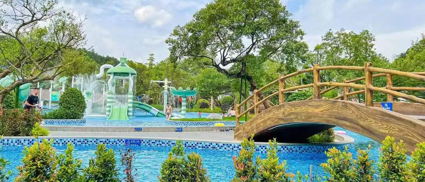 Senpola Resort Squirrel Hotel Water Park