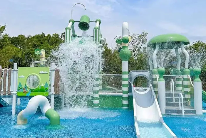 Senpola Resort Squirrel Hotel Water Park